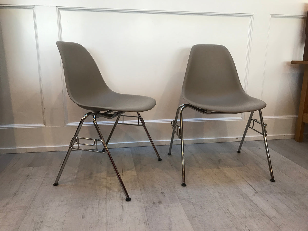 Eames discount stackable chair