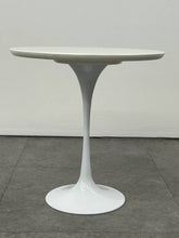 Small Tulip Table