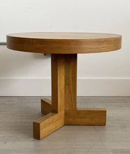 Round Lane Oak End Table