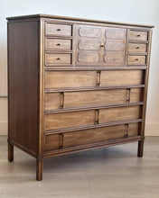 Tamerlane Gentleman's Chest