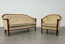 Aristokrat Loveseat