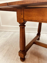 59" - 102"Drawleaf Table