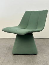 Volley Swivel Chair