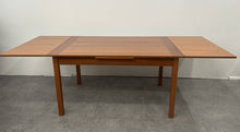 Gangsø Møbler Drawleaf Table