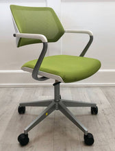 Steelcase QIVI Desk Chair