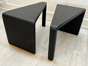 Leather Triangle Table by DeSede