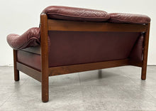 Lennart Bender Loveseat