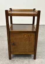 Oak Gibbs Table