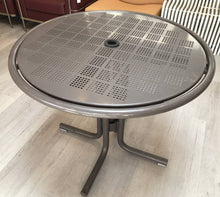 Catena 35" Patio Table