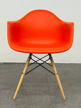 Eames Shell Armchair