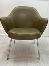 Saarinen Model 68 UPC