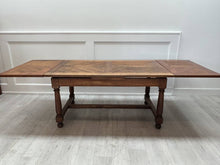 59" - 102"Drawleaf Table