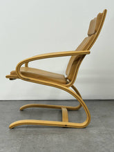 Cantilevered Bentwood Lounge