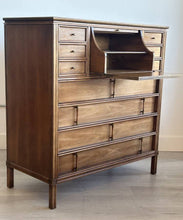 Tamerlane Gentleman's Chest