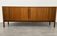 Danish Tambour Buffett