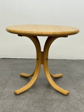 H.M. Sofaborde Side Table