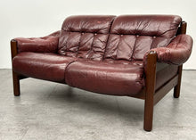 Lennart Bender Loveseat