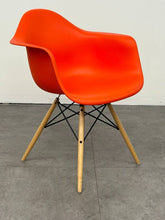 Eames Shell Armchair