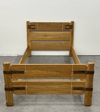 Brandt Bedframe