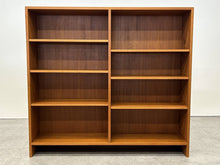 Wirserums Nya Teak Cabinet