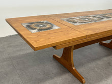 Dropleaf Tile Table