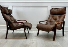 Scandinavian Leather Dark Wood Lounge