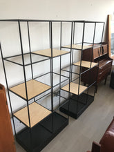 32" Adjustable Metal Frame Étagère