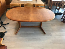 Butterfly Extension Table