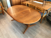 Butterfly Extension Table