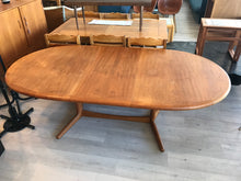 Butterfly Extension Table