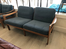 Niels Eilersen Loveseat