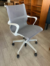 Setu Desk Chair