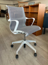 Setu Desk Chair