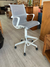 Setu Drafting Stool