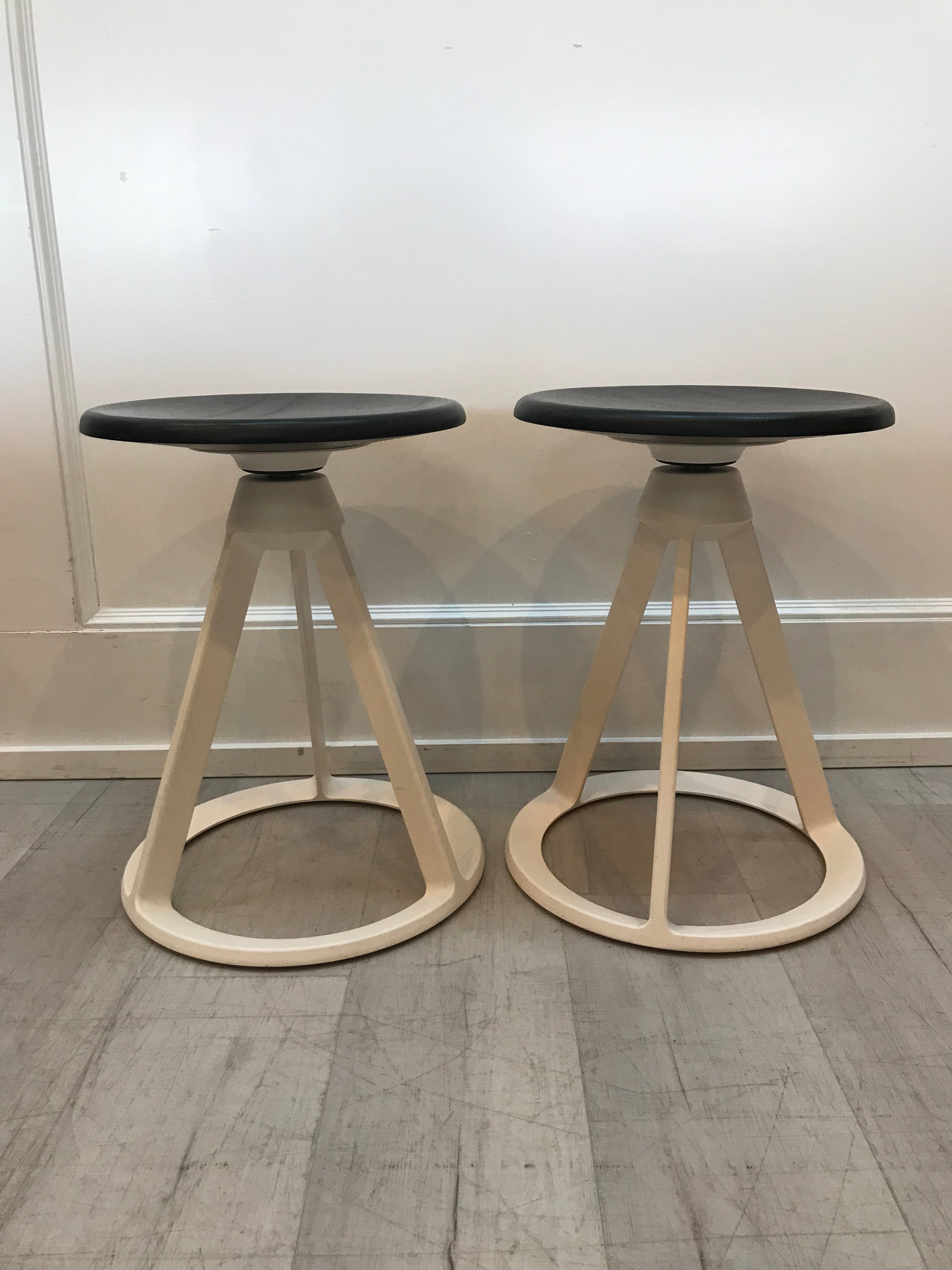 Knoll Piton Stool お値下げ不可 IMG_7474_3024x.jpg?v=1707440477