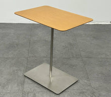 Bernhardt Quiet Laptop Table