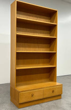 Bertil Fridhagen Bookshelf