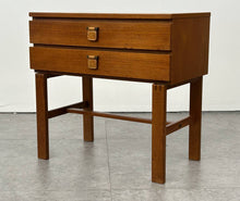 Sigurd Goransson Charmant End Table