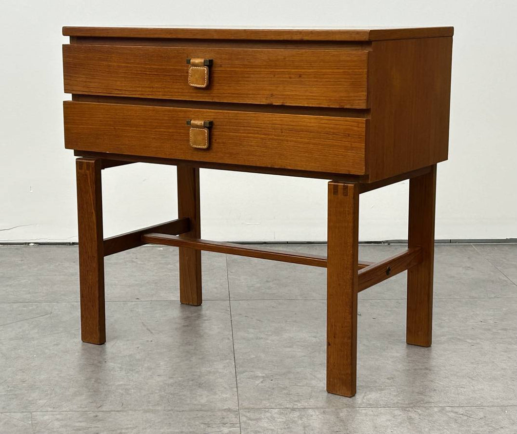 Sigurd Goransson Charmant End Table