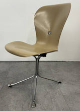 Space Needle Ion Chair