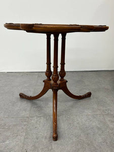 Antique Pie Crust End Table