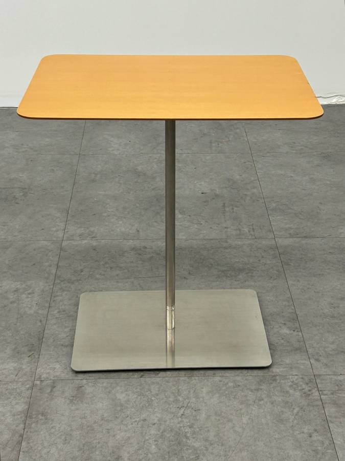 Bernhardt Quiet End Table
