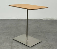 Bernhardt Quiet End Table
