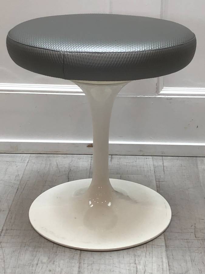 Eero Saarinen Tulip Stool